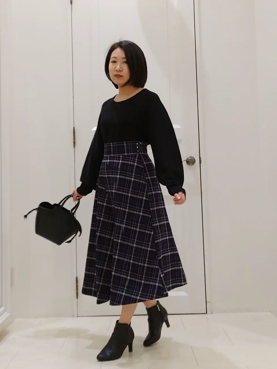 ANY SIS スタッフ コーディネート画像