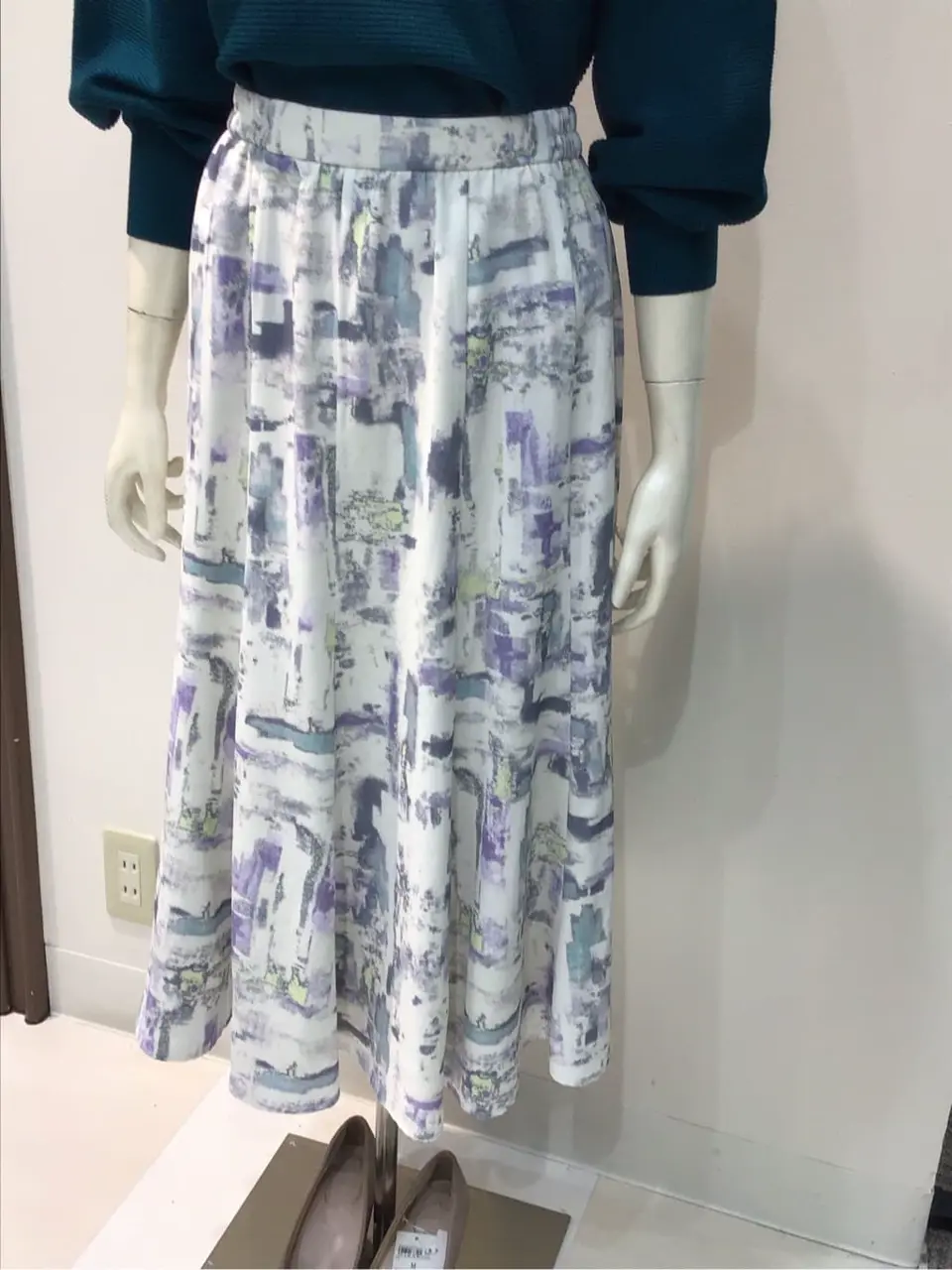 ANY SIS 布川 コーディネート画像