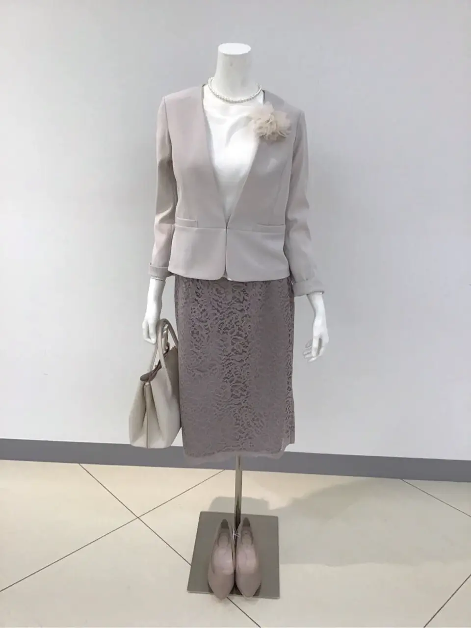 ANY SIS 橋本 コーディネート画像