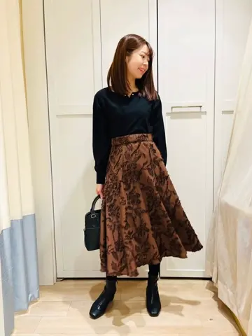 ANY SIS スタッフ コーディネート画像