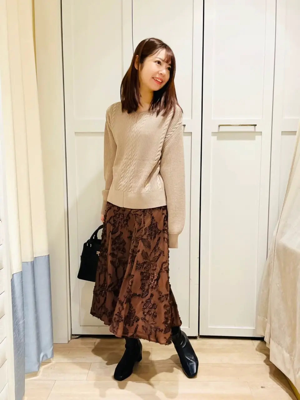 ANY SIS スタッフ コーディネート画像