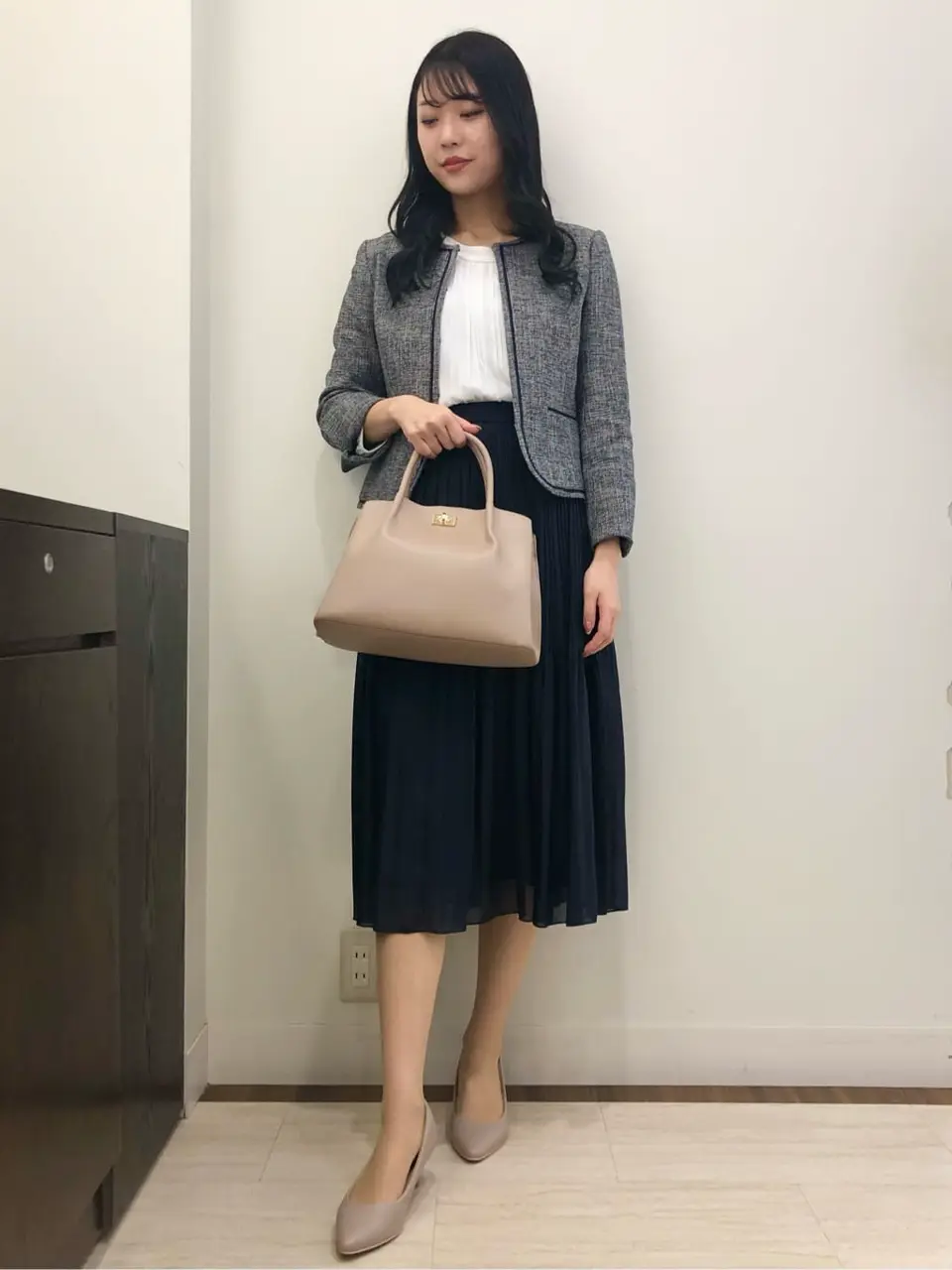 ANY SIS スタッフ コーディネート画像