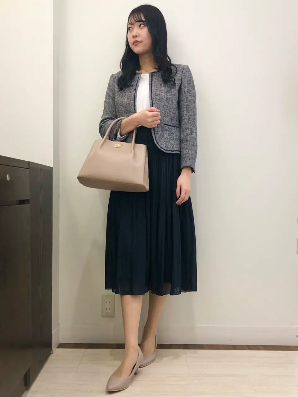 ANY SIS スタッフ コーディネート画像