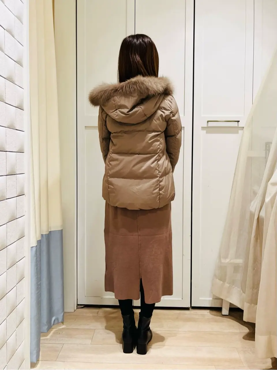 ANY SIS スタッフ コーディネート画像