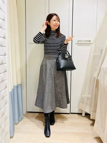 ANY SIS スタッフ コーディネート画像