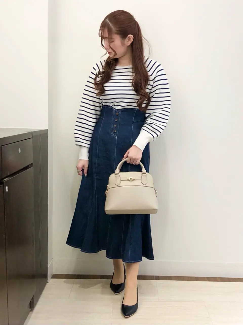 ANY SIS スタッフ コーディネート画像