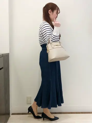 ANY SIS スタッフ コーディネート画像