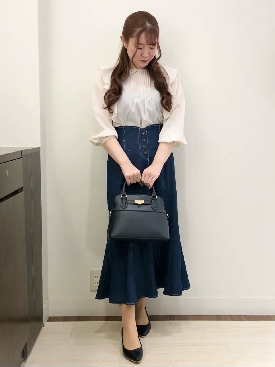 ANY SIS スタッフ コーディネート画像