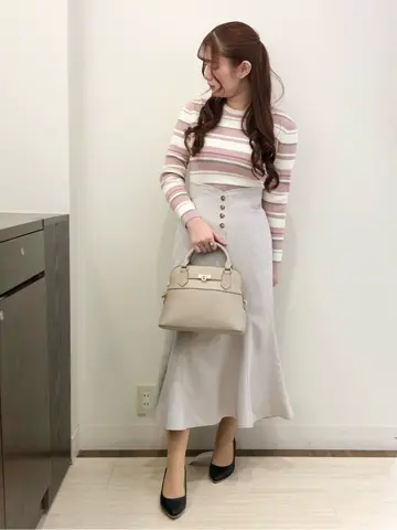 ANY SIS スタッフ コーディネート画像