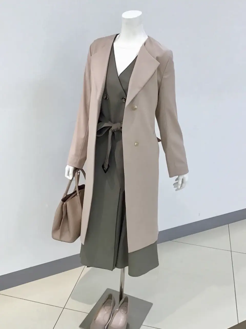 ANY SIS 本田 コーディネート画像