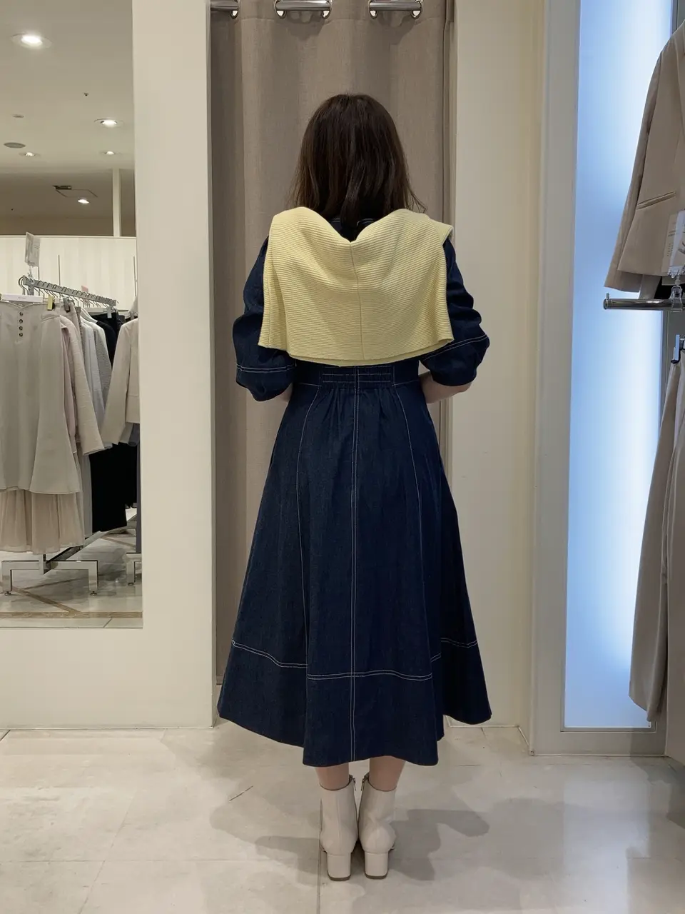 ANY SIS 川根　彩 コーディネート画像