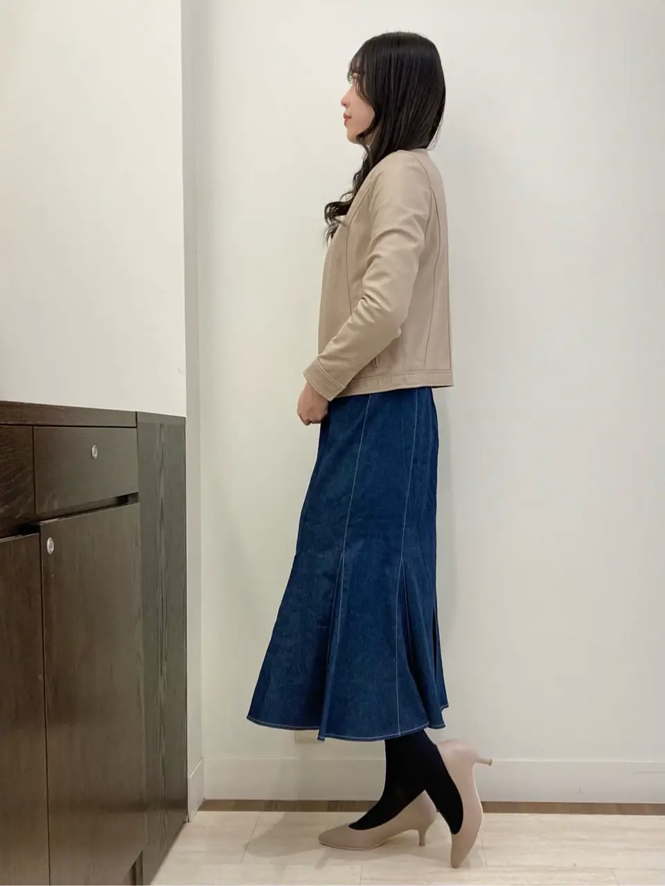 ANY SIS スタッフ コーディネート画像