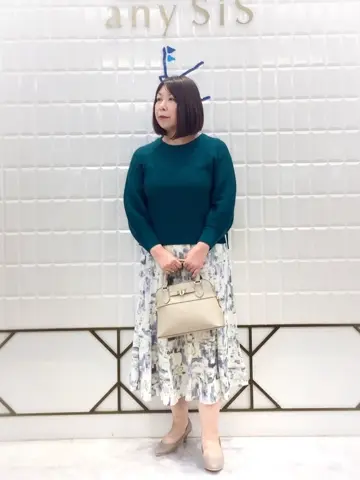 ANY SIS 西田 コーディネート画像