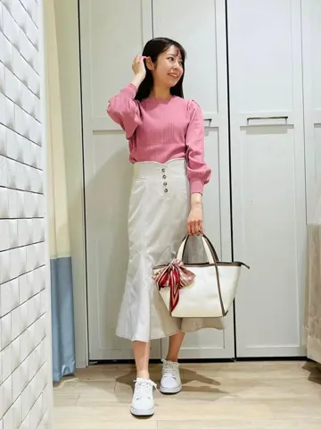 ANY SIS スタッフ コーディネート画像