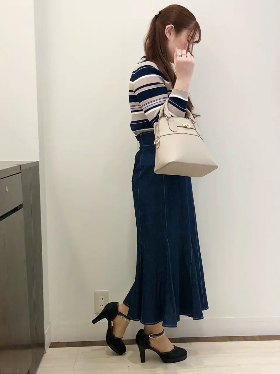 ANY SIS スタッフ コーディネート画像