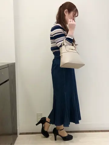 ANY SIS スタッフ コーディネート画像