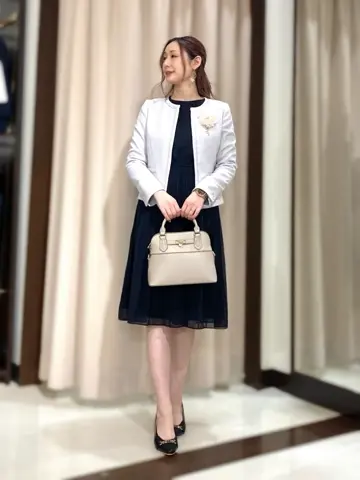 ANY SIS STAFF コーディネート画像