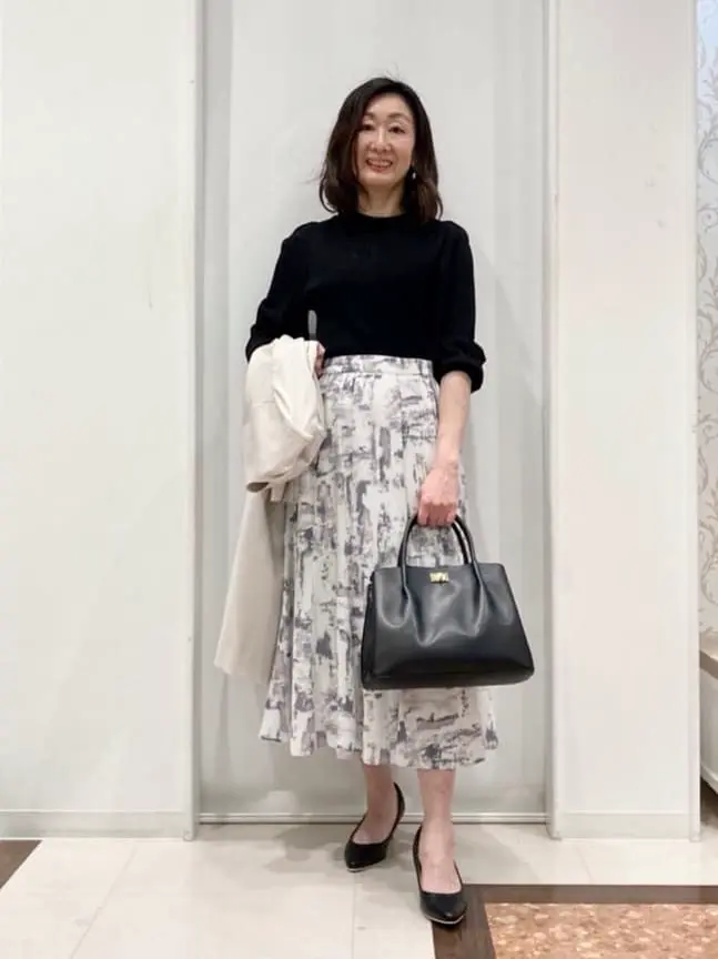 ANY SIS スタッフ コーディネート画像