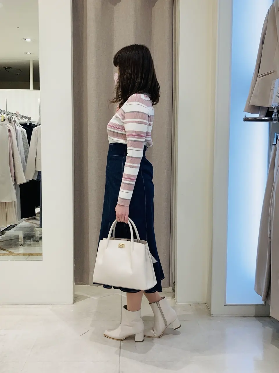 ANY SIS 川根　彩 コーディネート画像