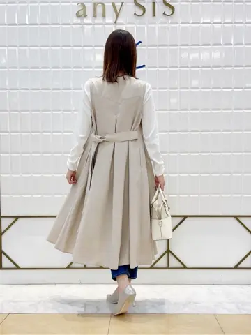 ANY SIS 上田 コーディネート画像