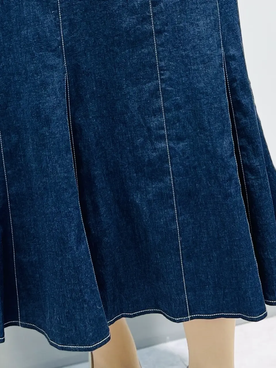 ANY SIS 岡本 コーディネート画像