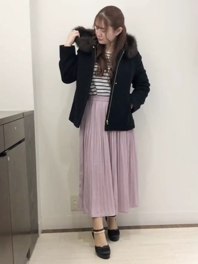 ANY SIS スタッフ コーディネート画像