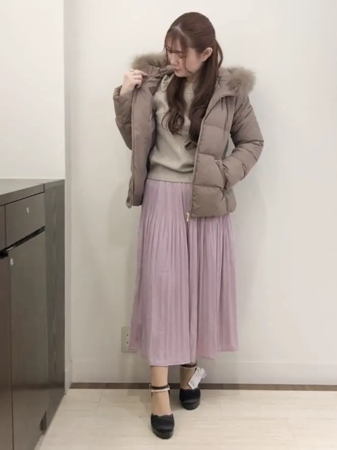 ANY SIS スタッフ コーディネート画像