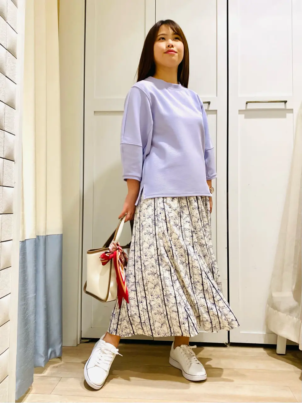 ANY SIS スタッフ コーディネート画像