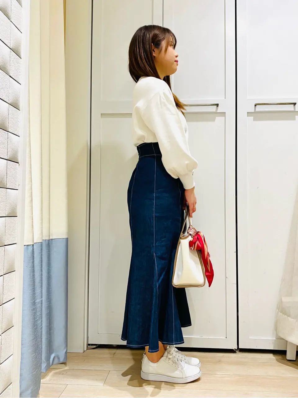 ANY SIS スタッフ コーディネート画像