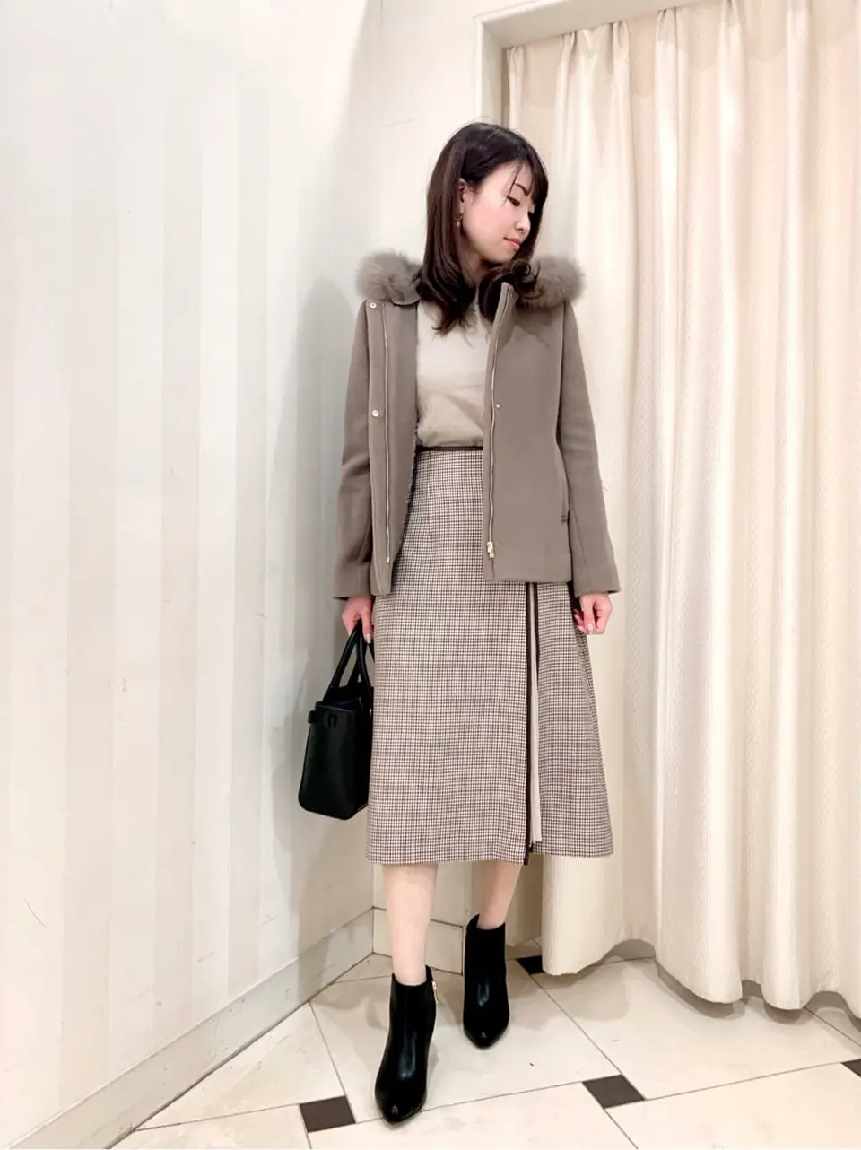 ANY SIS 金井 コーディネート画像