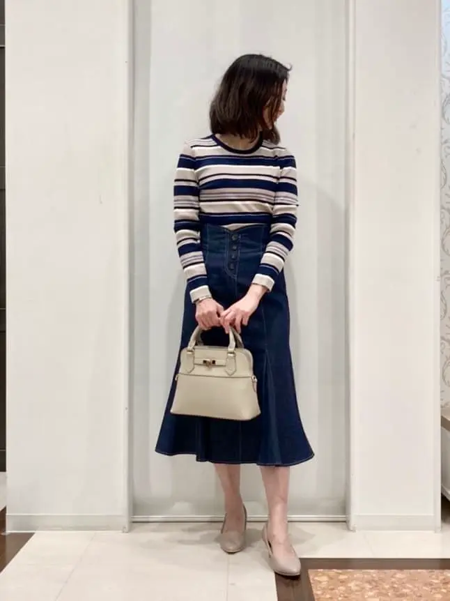 ANY SIS スタッフ コーディネート画像