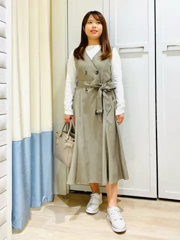 ANY SIS スタッフ コーディネート画像