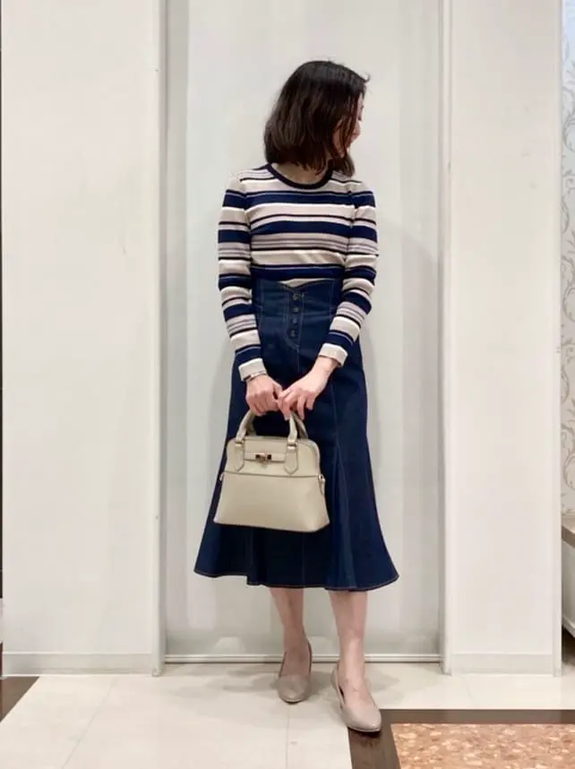 ANY SIS スタッフ コーディネート画像