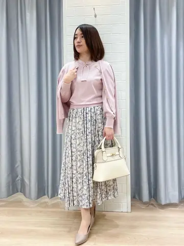 ANY SIS 丸岡 コーディネート画像