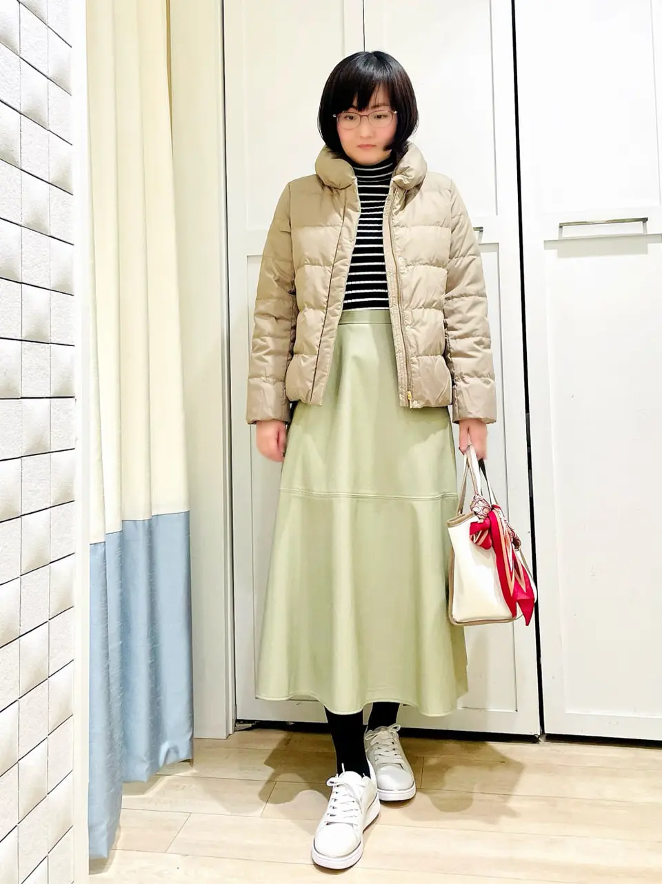 ANY SIS スタッフ コーディネート画像