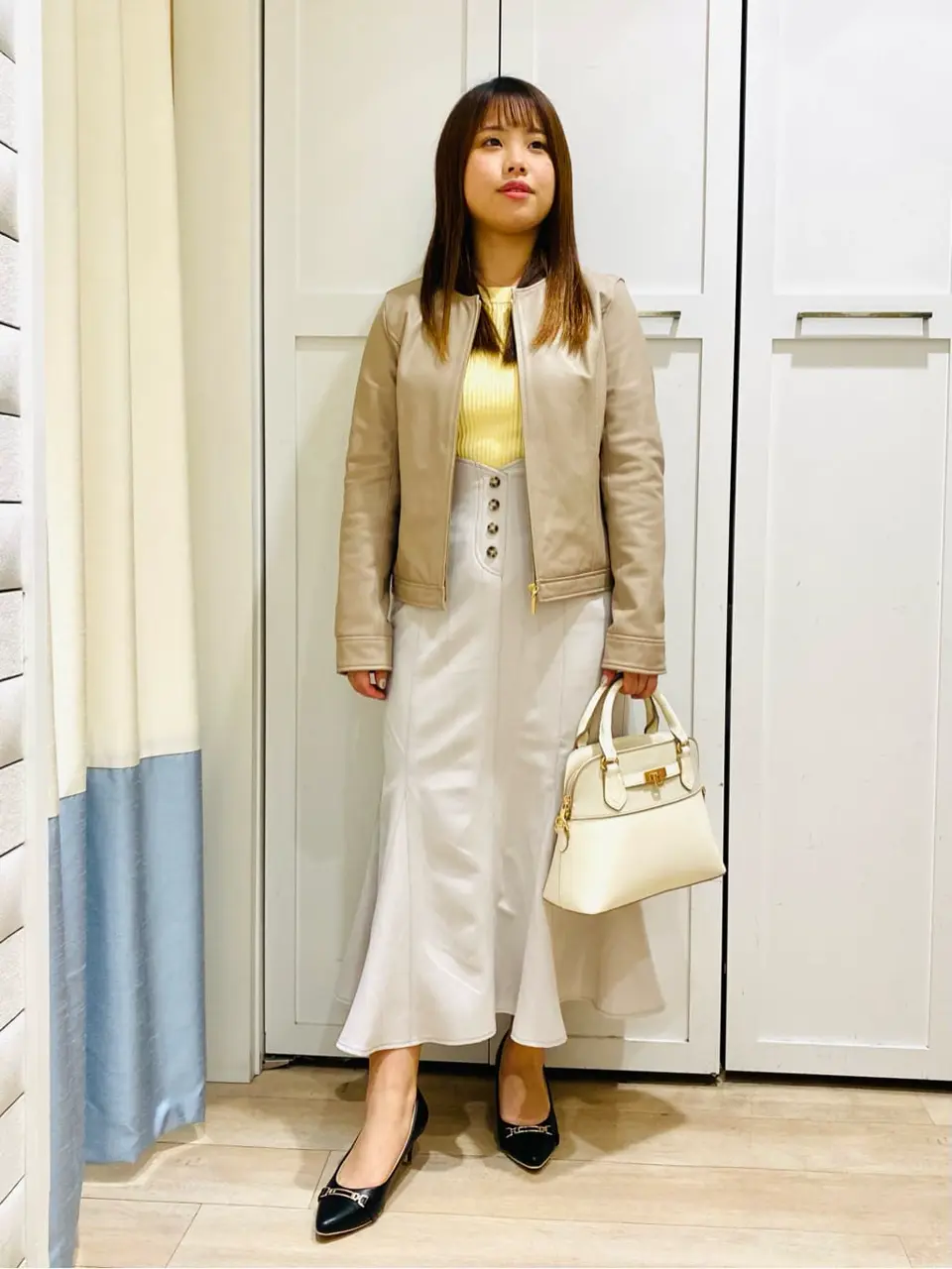 ANY SIS スタッフ コーディネート画像