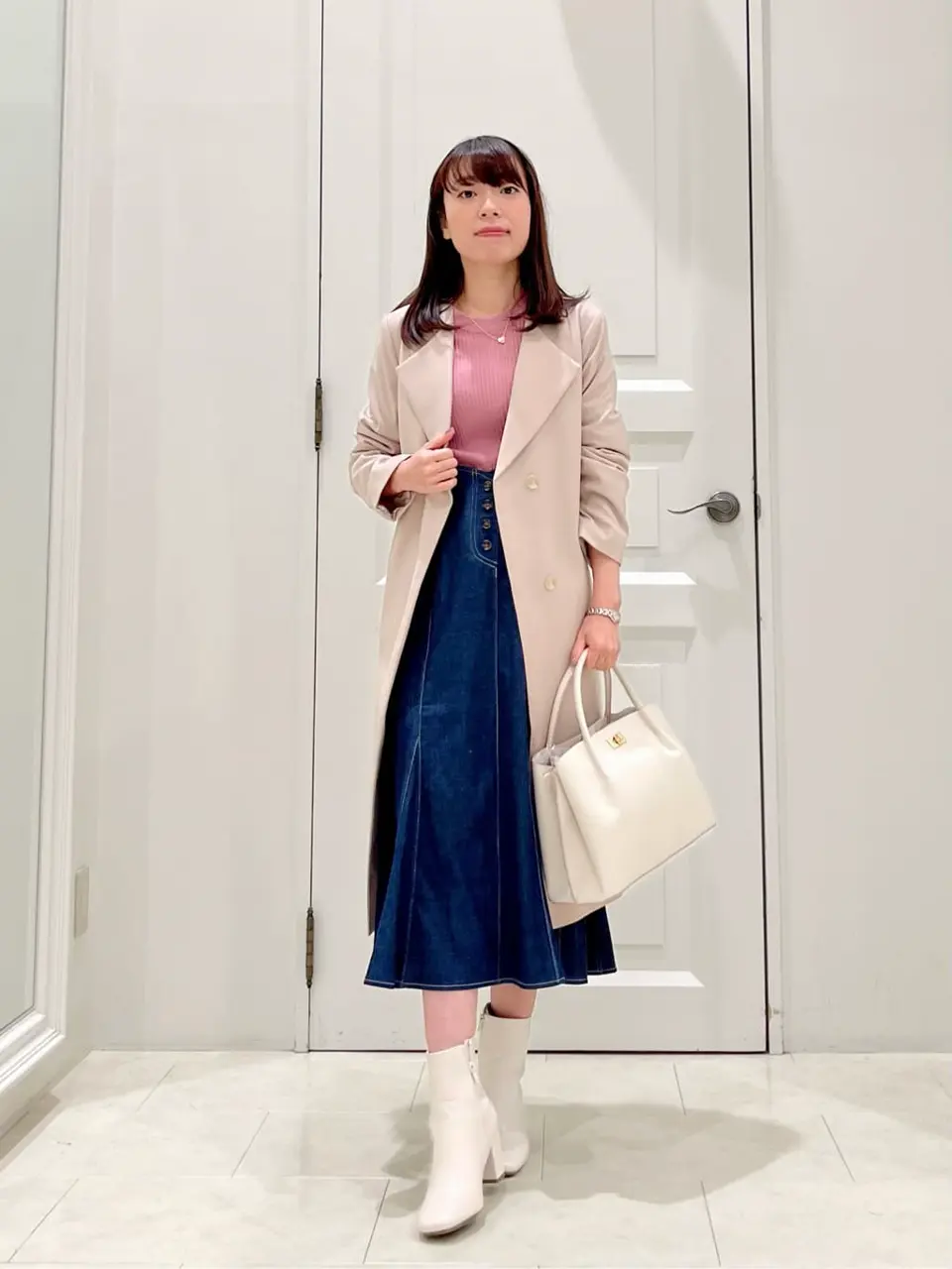 ANY SIS スタッフ コーディネート画像