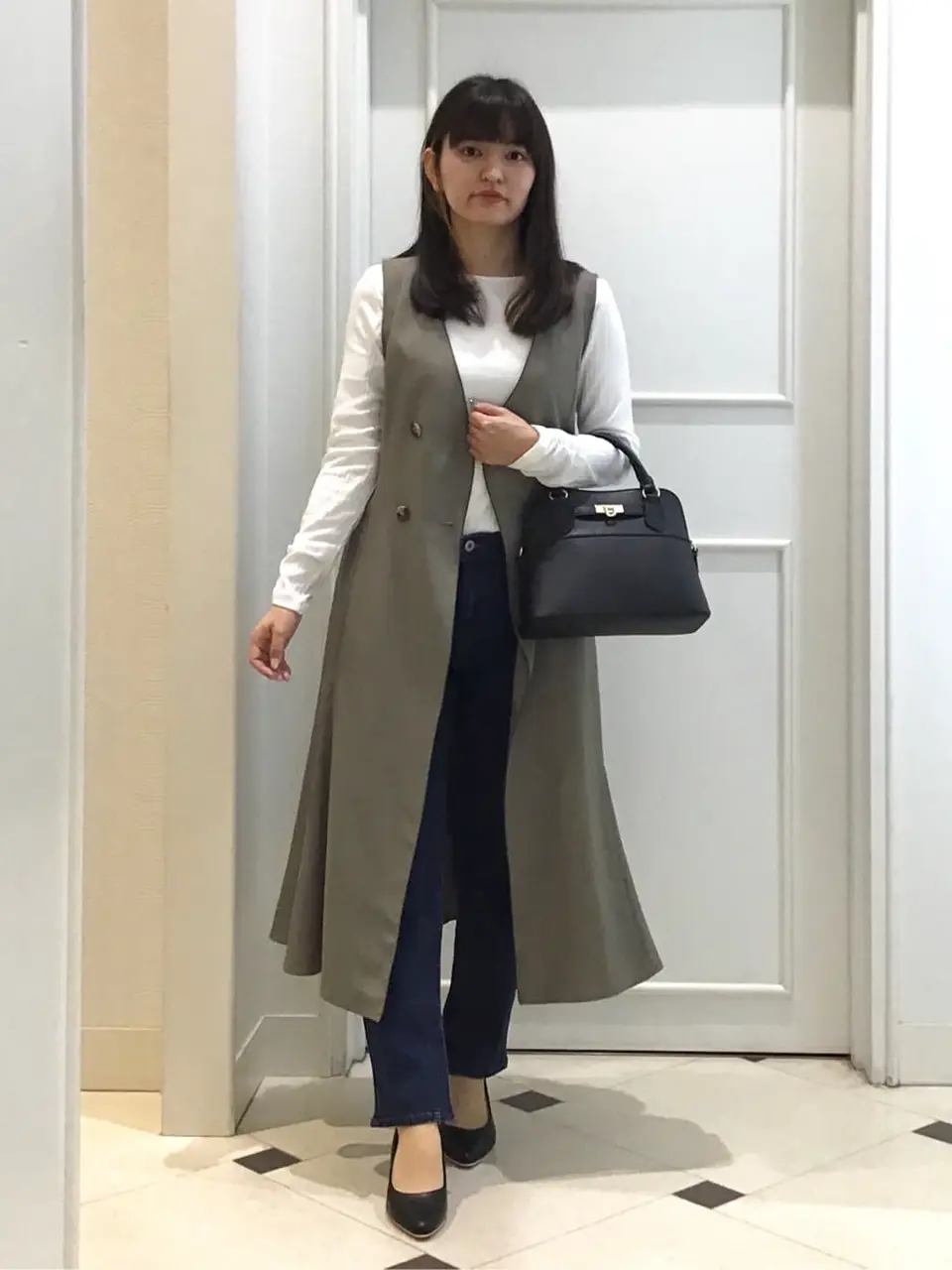 ANY SIS スタッフ コーディネート画像