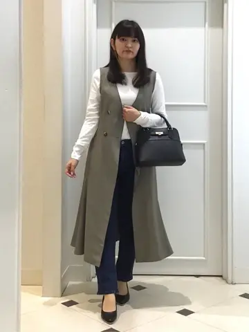 ANY SIS スタッフ コーディネート画像