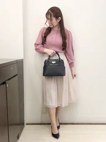 ANY SIS スタッフ コーディネート画像