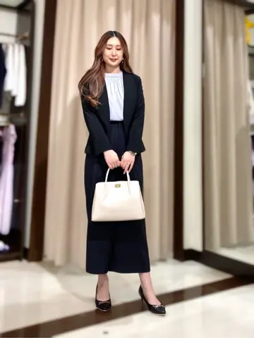 ANY SIS STAFF コーディネート画像