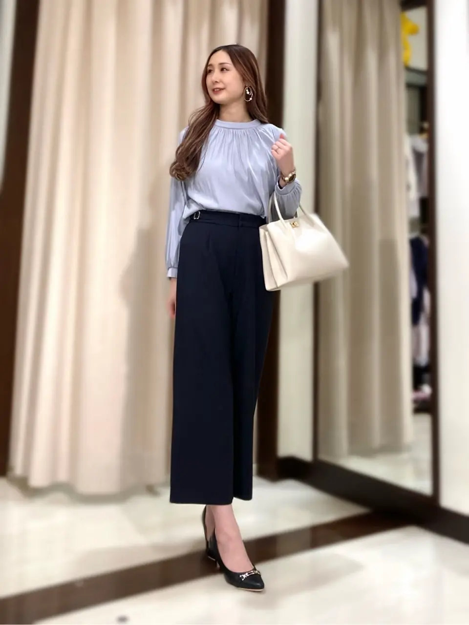 ANY SIS STAFF コーディネート画像