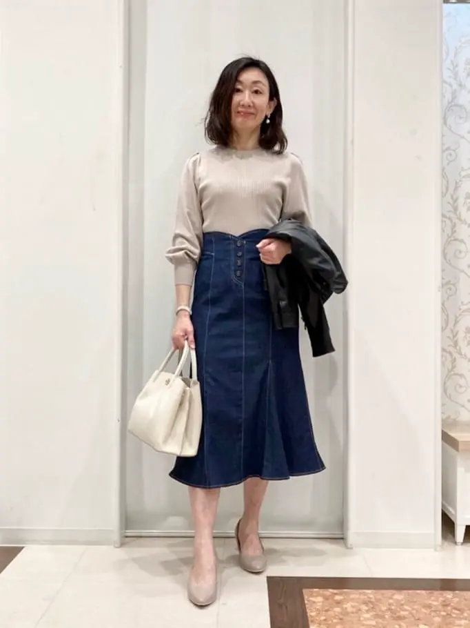 ANY SIS スタッフ コーディネート画像