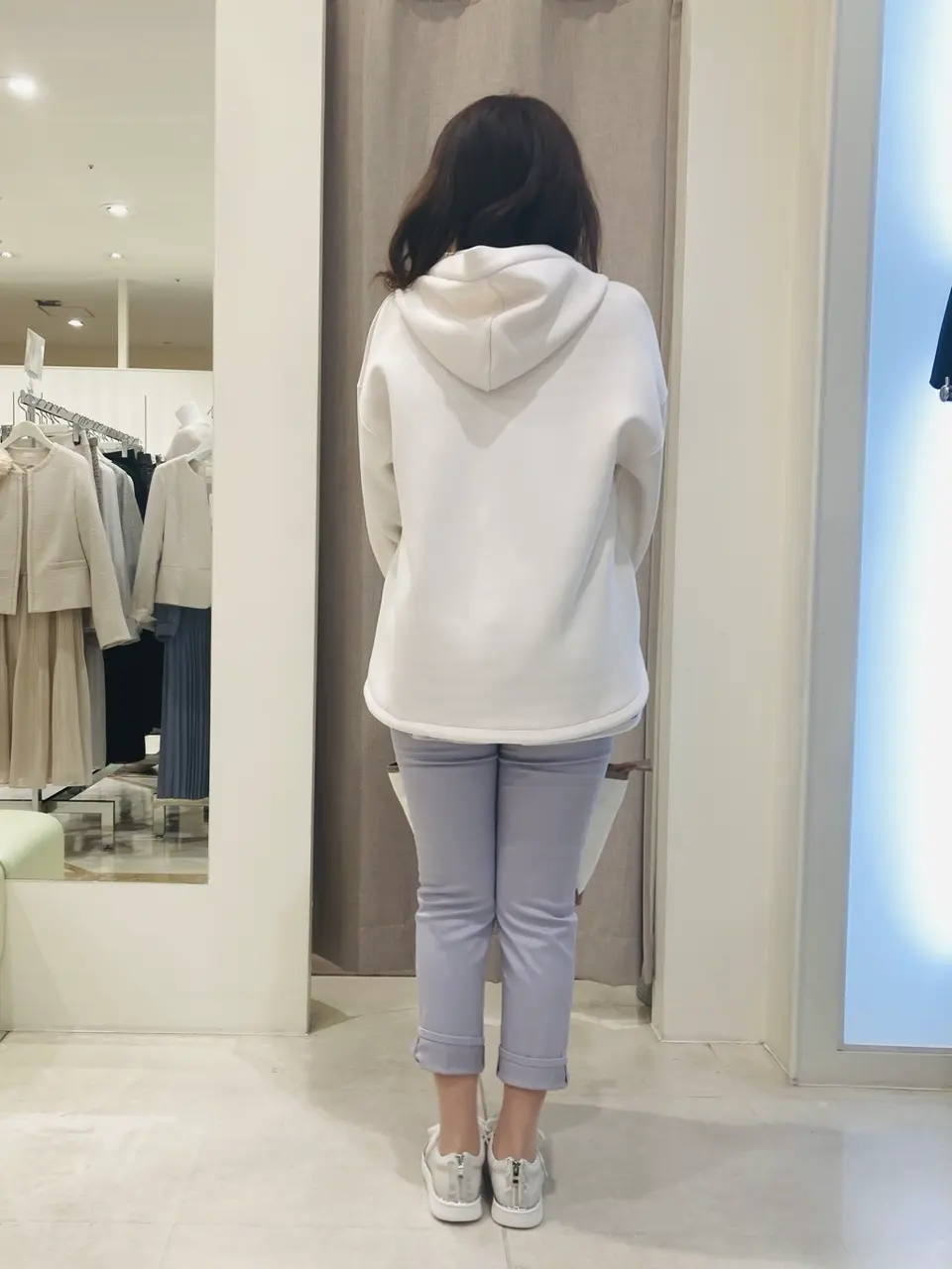 ANY SIS 川根　彩 コーディネート画像