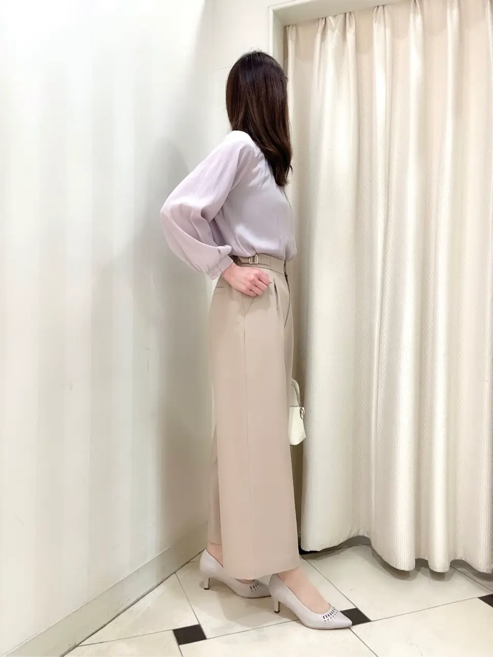 ANY SIS 金井 コーディネート画像