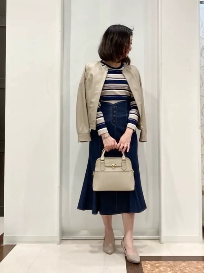 ANY SIS スタッフ コーディネート画像