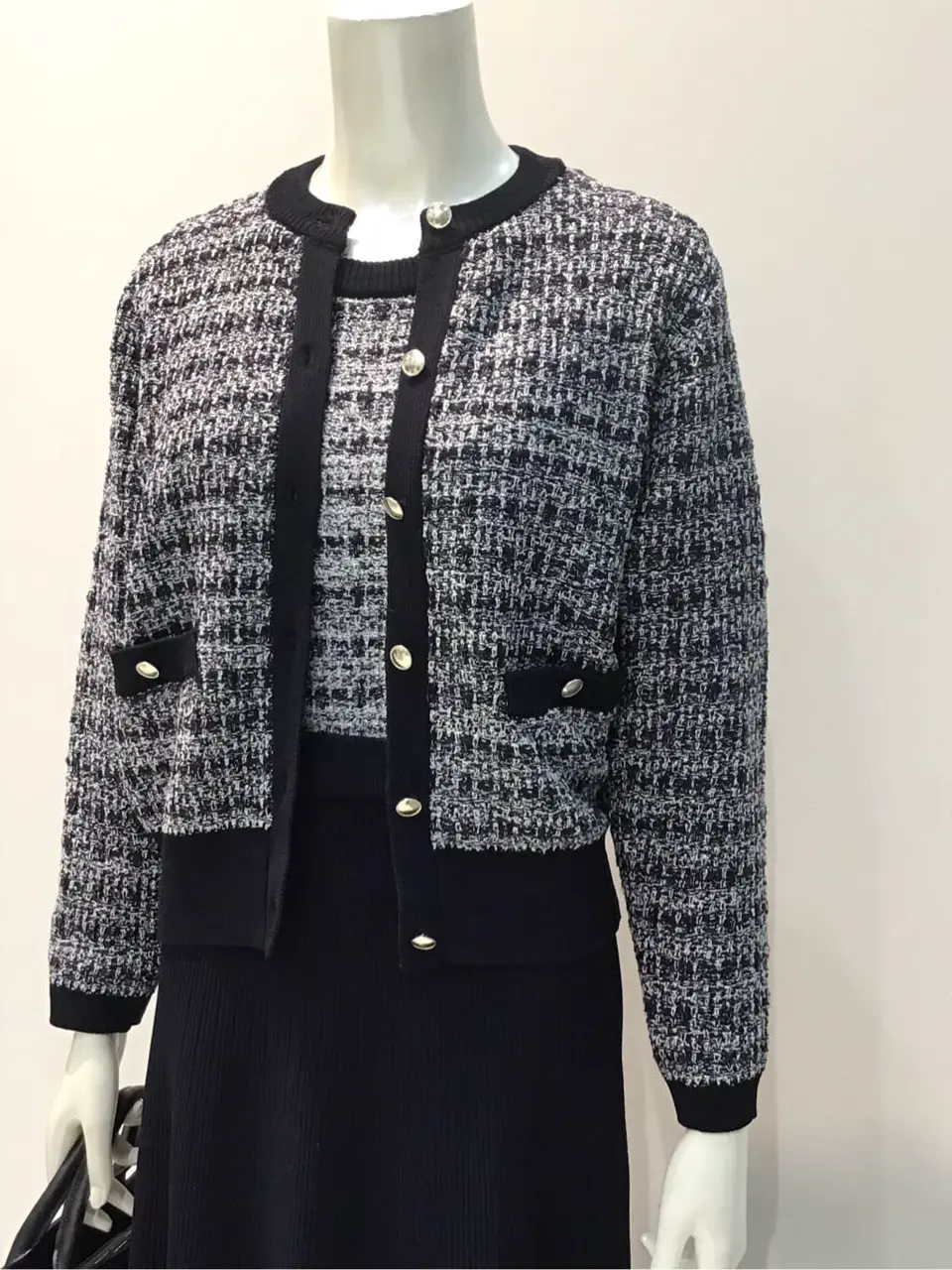 ANY SIS 布川 コーディネート画像