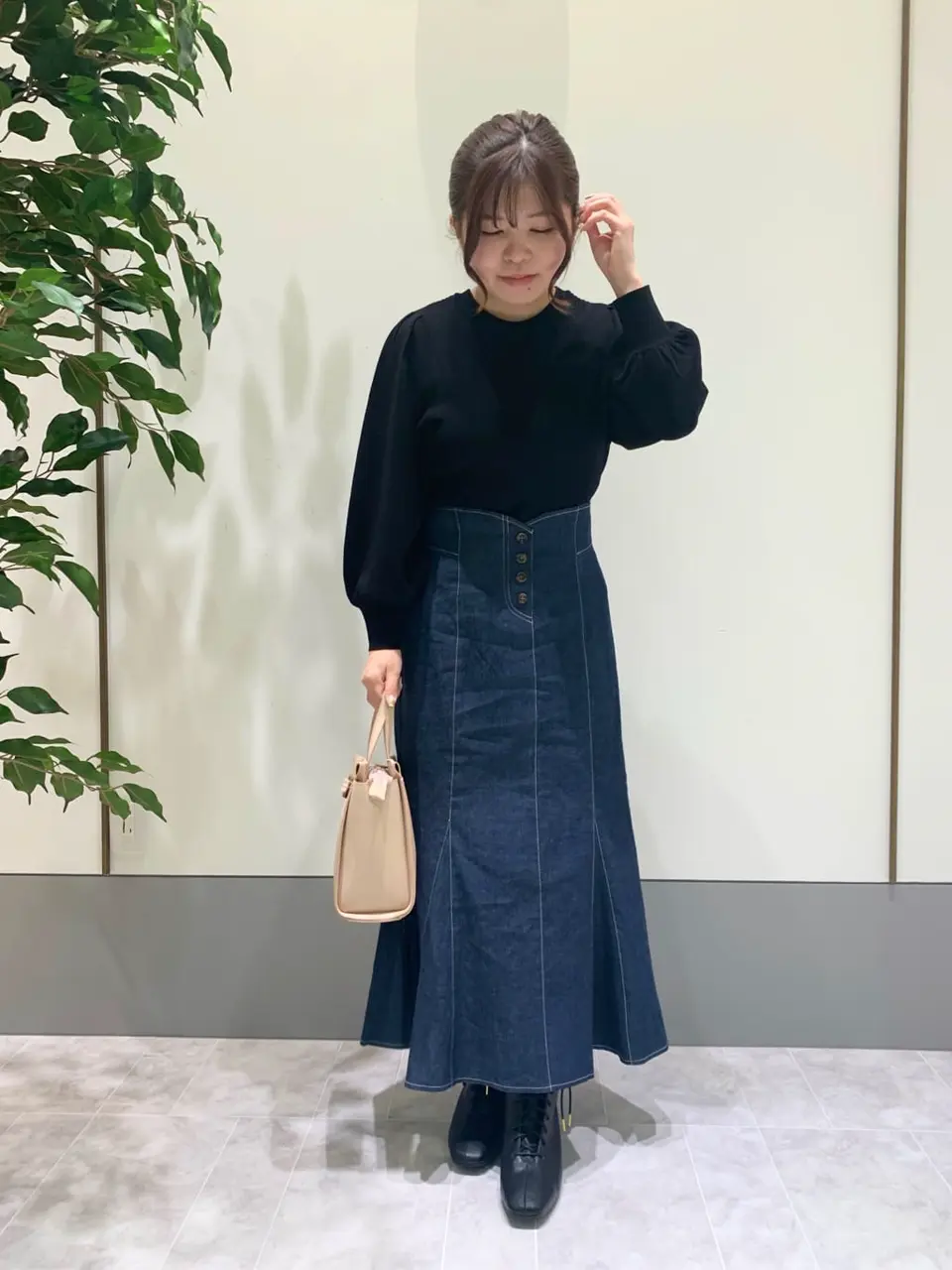 ANY SIS スタッフ コーディネート画像