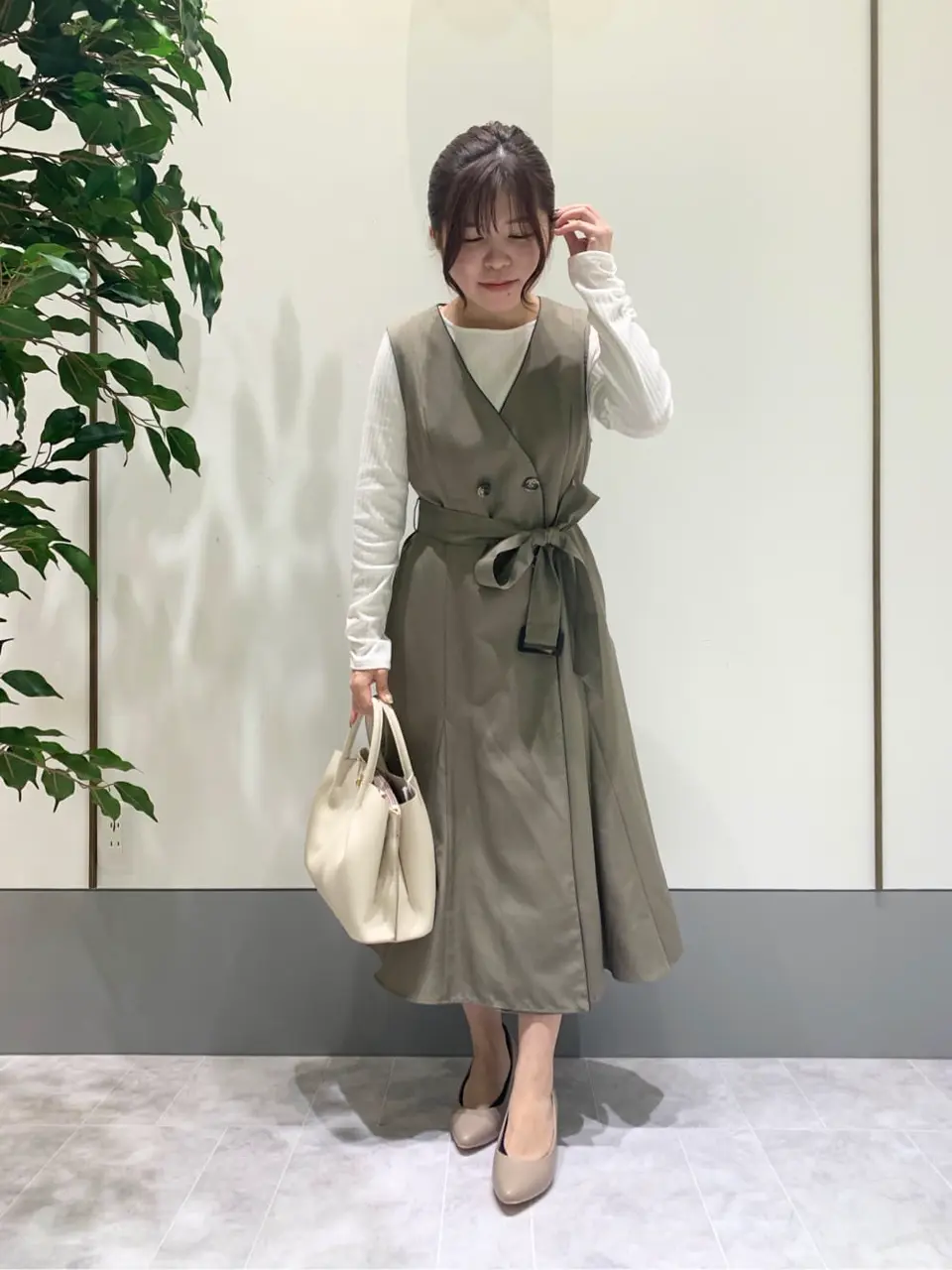 ANY SIS スタッフ コーディネート画像