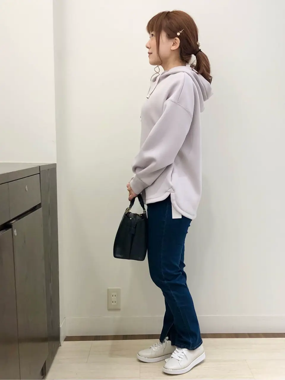 ANY SIS スタッフ コーディネート画像